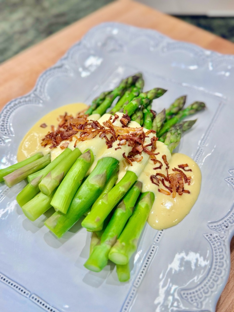 Asparagus with Hollandaise Sauce